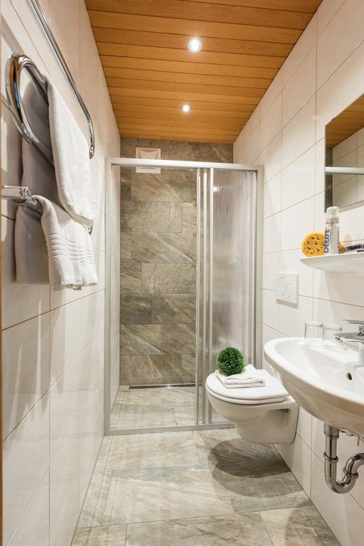 Hotel Alpenhof - New Sauna Area 배드호프가스타인 객실 사진