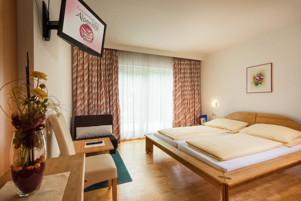 Hotel Alpenhof - New Sauna Area 배드호프가스타인 객실 사진