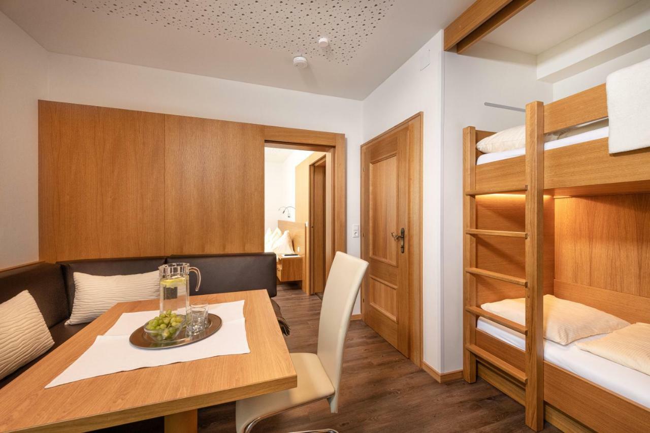Hotel Alpenhof - New Sauna Area 배드호프가스타인 외부 사진
