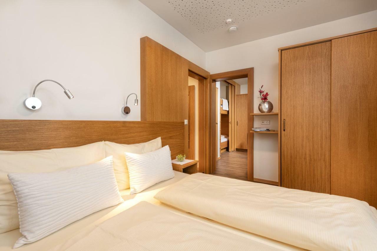 Hotel Alpenhof - New Sauna Area 배드호프가스타인 외부 사진