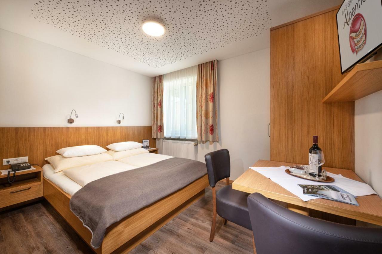 Hotel Alpenhof - New Sauna Area 배드호프가스타인 외부 사진